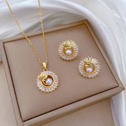 Diamonda™ collier et boucles d'oreilles ornés de diamants